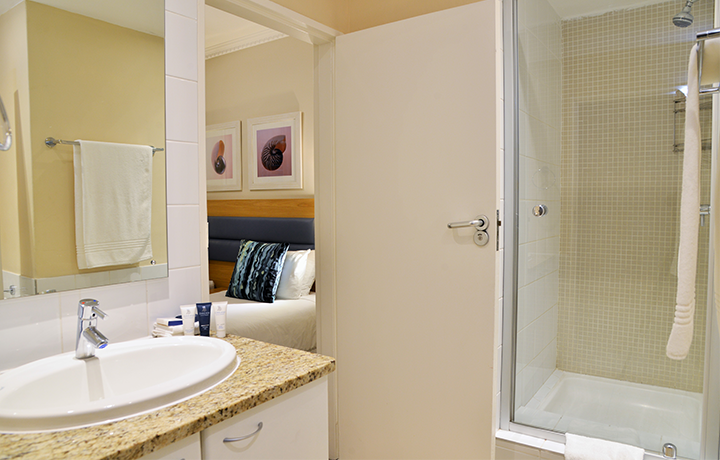 Super-Luxury-Suite-7
