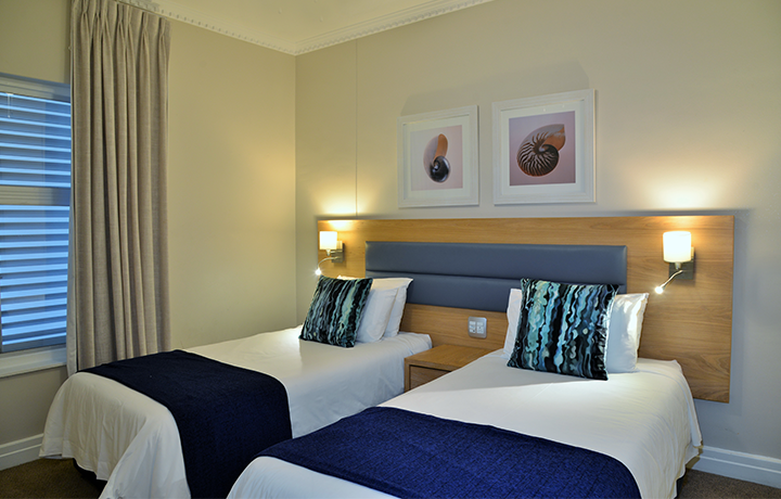 Super-Luxury-Suite-8
